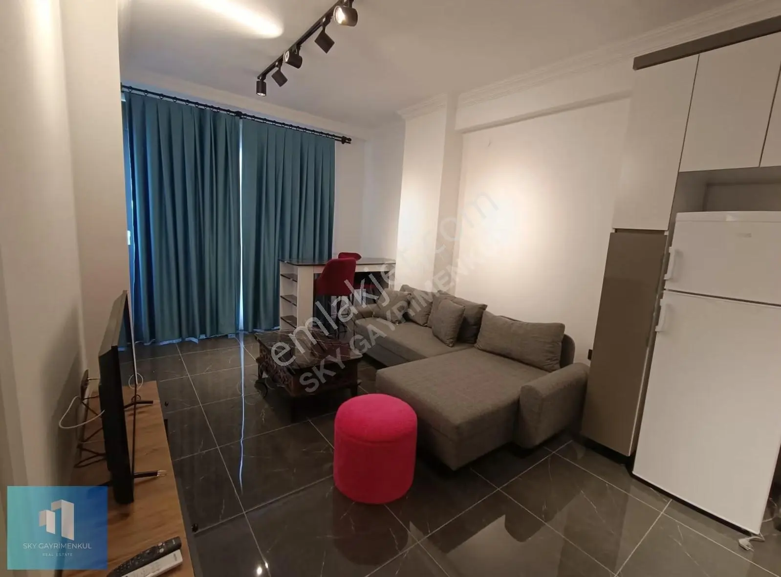 Sky'dan Merkezi Konumda Yeni Ve Lüks Kiralık Eşyalı 1+1 Daire - Görsel 4