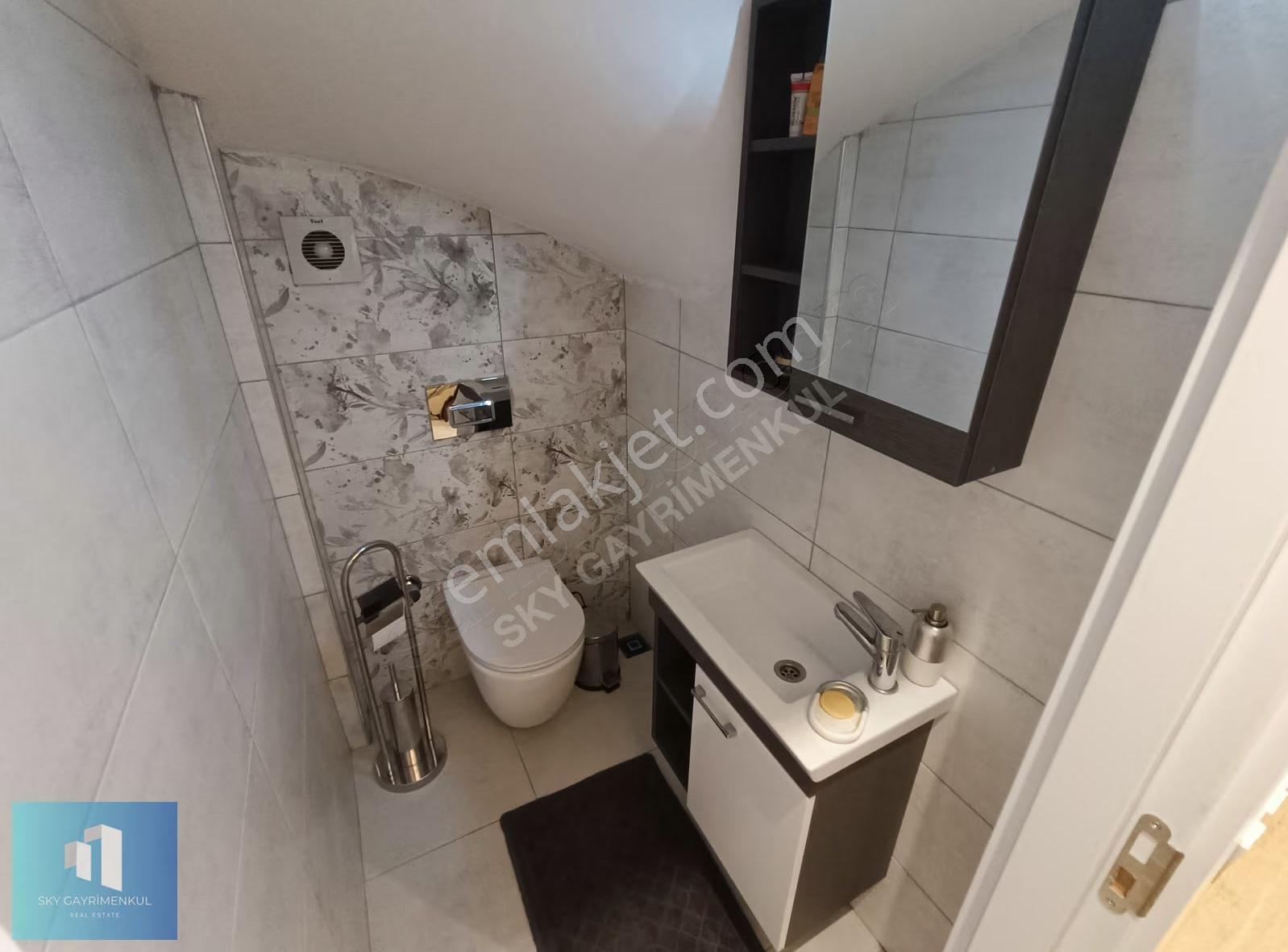 Sky'dan Havuzlu Ve Güvenlikli Sitede Kiralık Lüks 4+1 Daire - Görsel 7