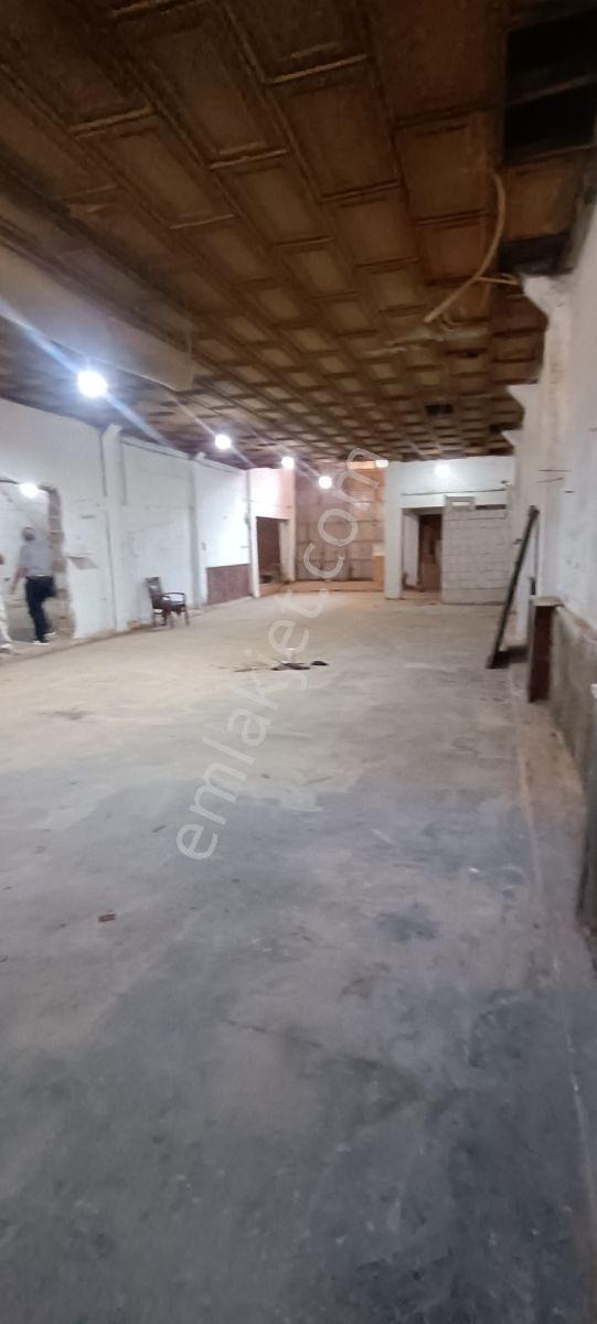 Karabağlar Yunus Emre Mh. Yeşillik Cad. Dibi 550 M2 Büyük Dükkan - Görsel 9