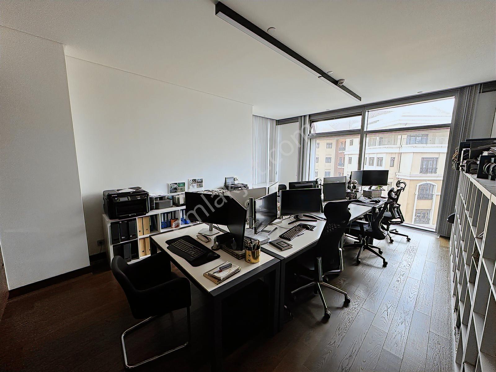 Emaar Square Heights 12. Kat 2+1 Ofis | 141 M² Brüt | Yüksek Kat - Görsel 5