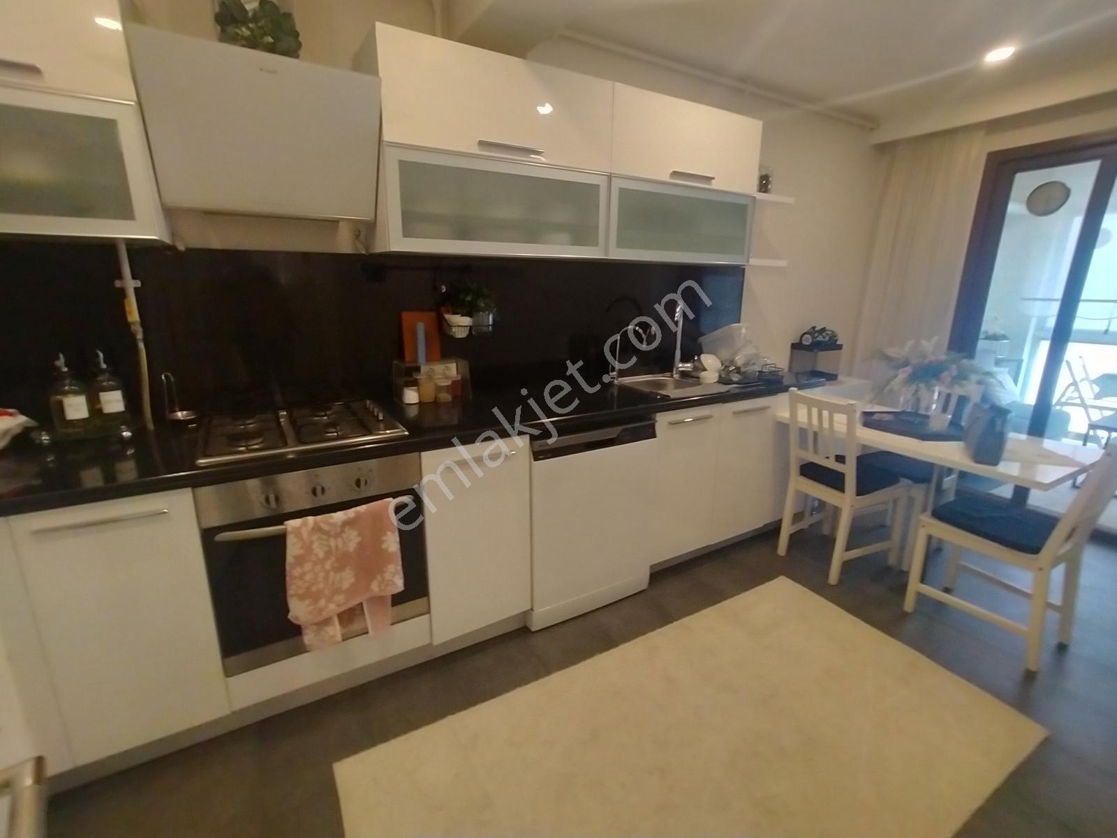 Tuzla Aydınlı Trio Sitesinde Bahçe Katı 3,5+1 Daire - Görsel 30