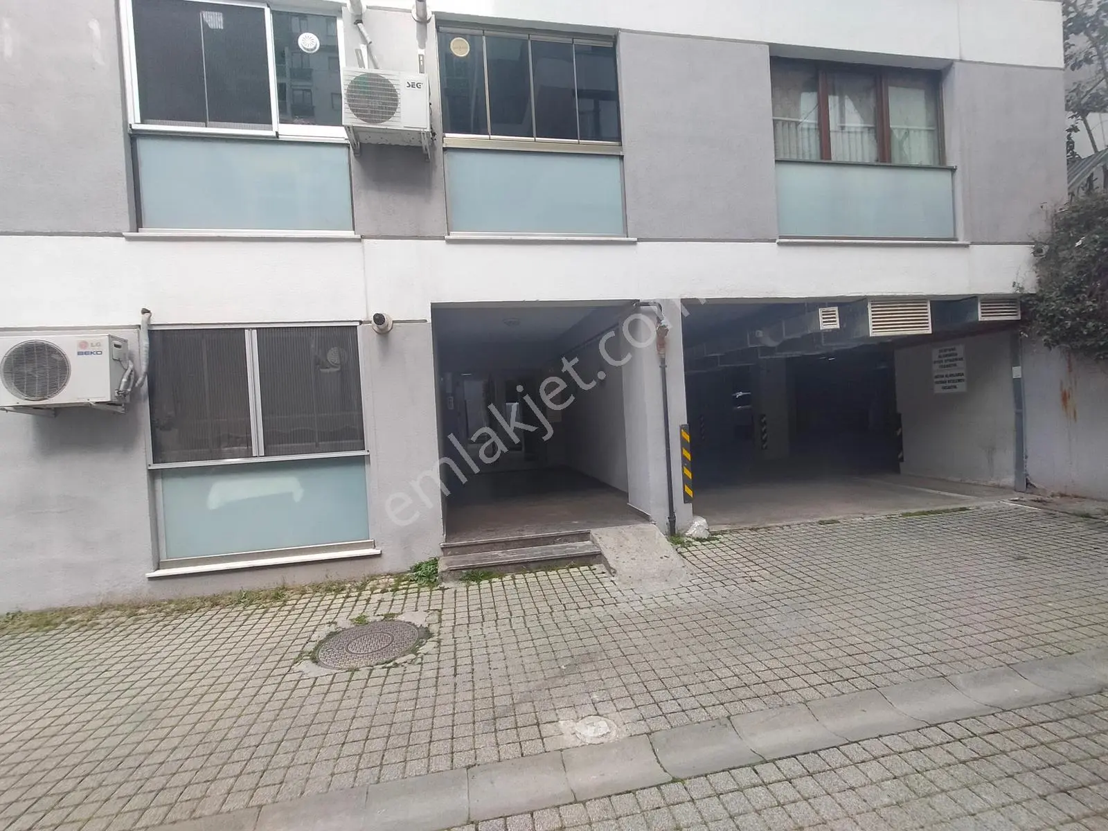 Tuzla Aydınlı Trio Sitesinde Bahçe Katı 3,5+1 Daire - Görsel 6