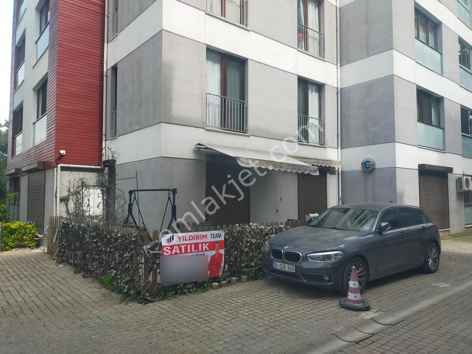 Tuzla Aydınlı Trio Sitesinde Bahçe Katı 3,5+1 Daire - Görsel 12