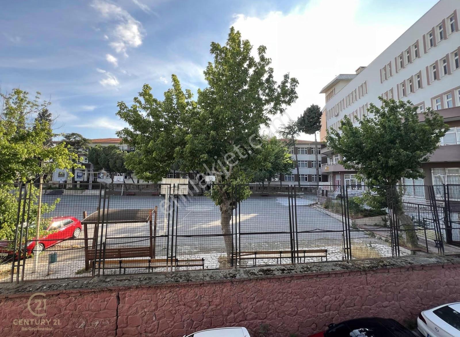 Merkezi Konumda Balıkesir Lisesi Yanı 2+0 Satılık Ara Kat Daire - Görsel 9