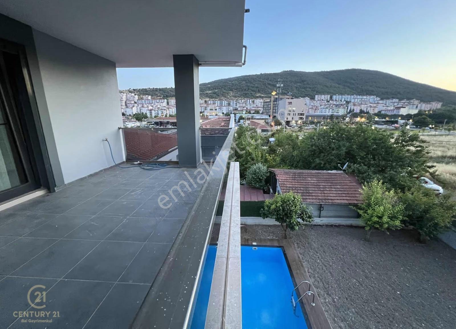 642 M2 Arsa İçinde Özel Havuzlu Teraslı 6+1 Satılık Lüks Villa - Görsel 34