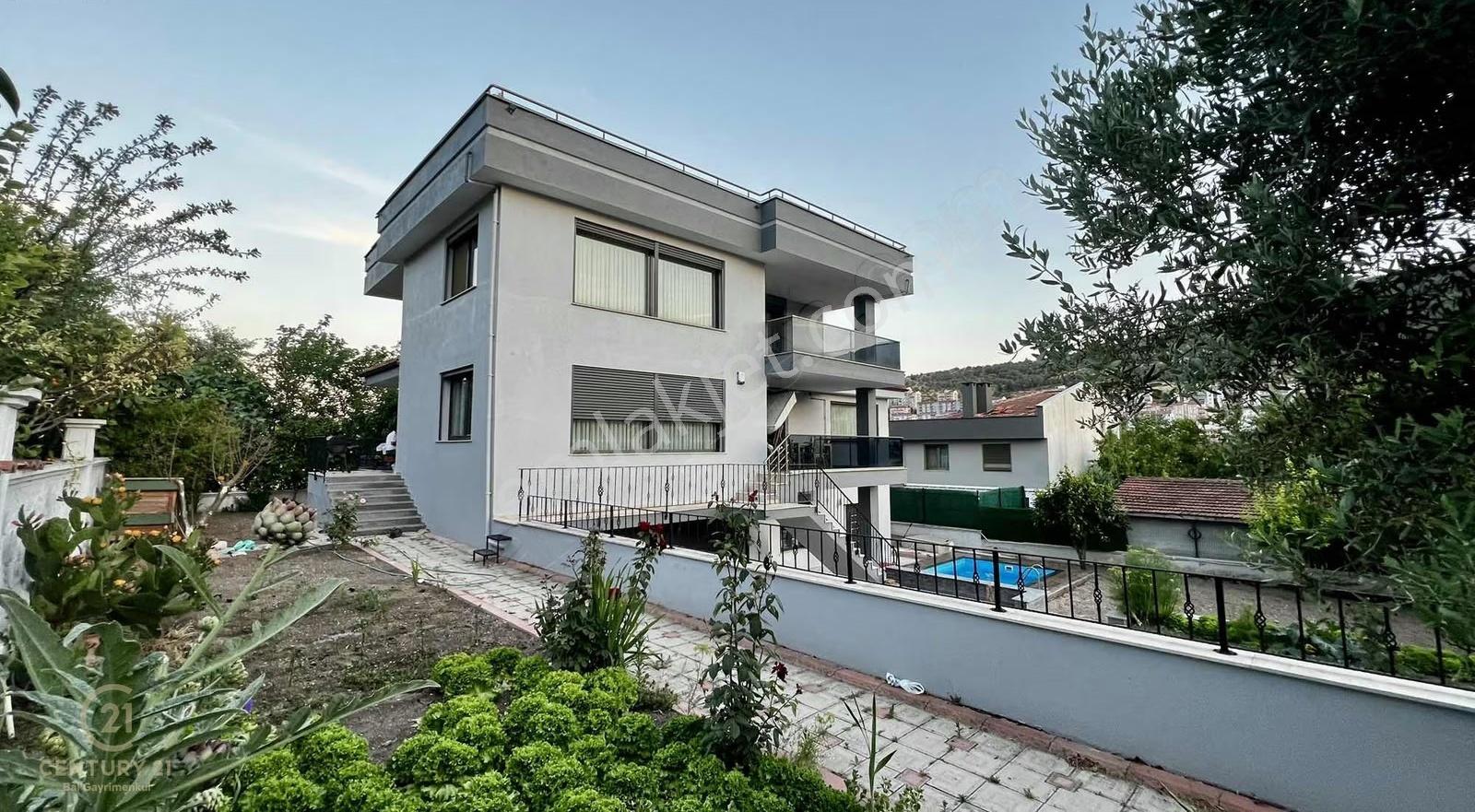 642 M2 Arsa İçinde Özel Havuzlu Teraslı 6+1 Satılık Lüks Villa - Görsel 6