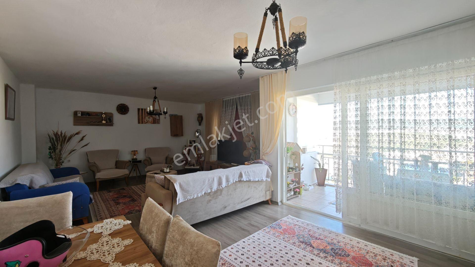 Kuşadası Kadınlar Denizi Deniz Manzaralı Satılık 3+1 Daire - Görsel 8