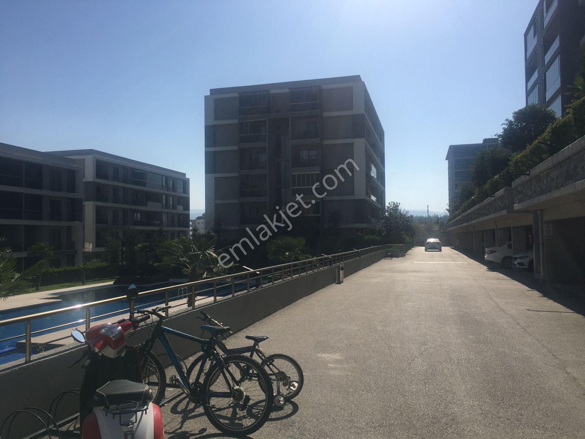 Nilüfer 30 Ağustos Zafer Mah Site İçi Kiralık Eşyalı 2+1 Daire - Görsel 28
