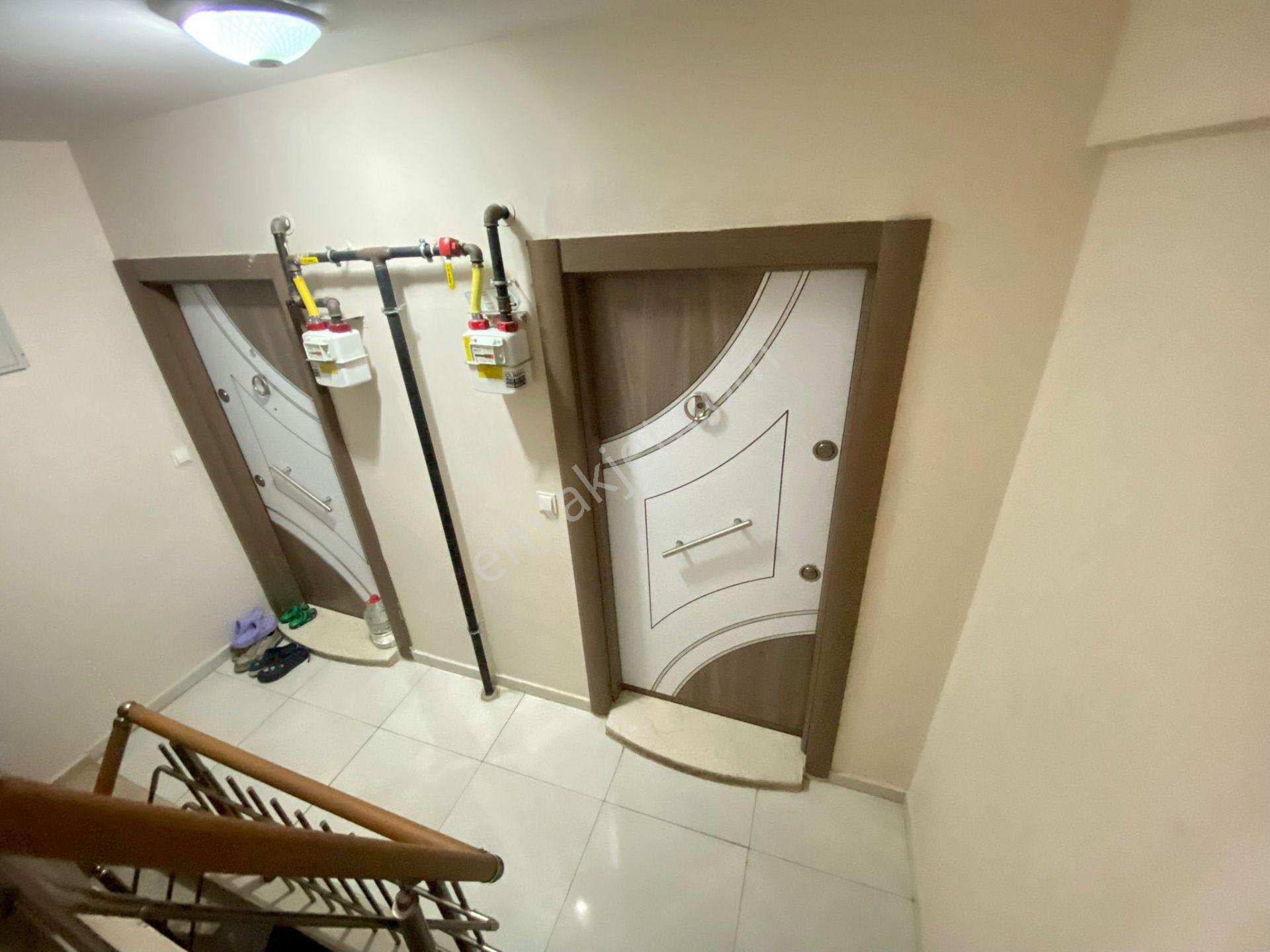 Uçan Emlak'tan Buca Adatepe Mahallesinde 2+1 90m2 Dgazlı Balkonlu Kiralık Daire - Görsel 31