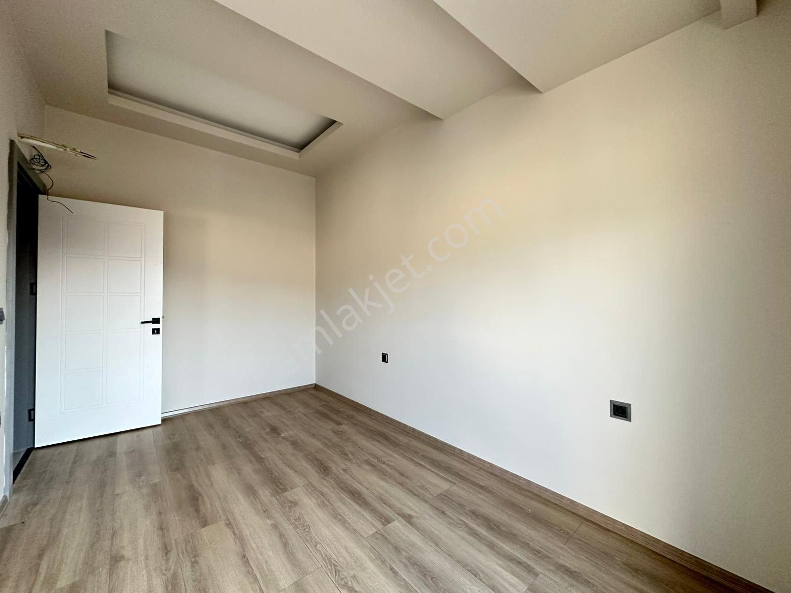 Alanya Merkezde Denize 400 Metre Mesafede Modern 2+1 Satılık Dubleks - Görsel 7