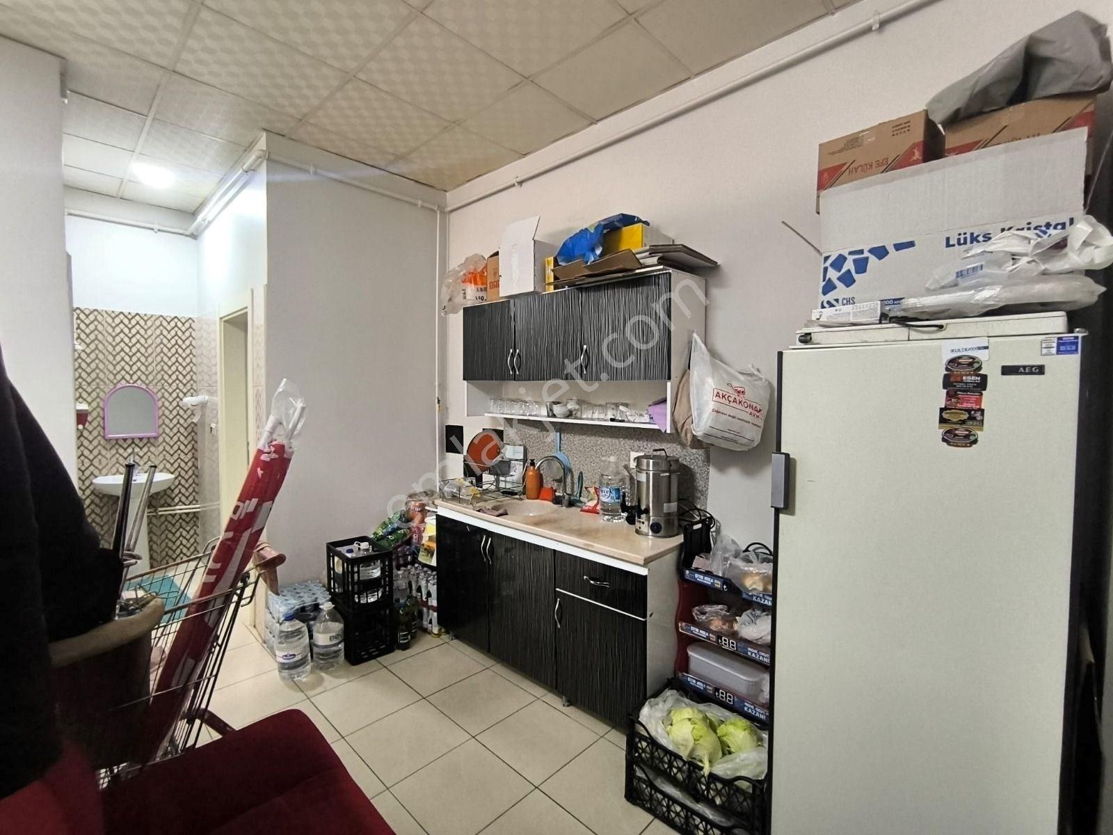 İşyapar'dan Karatay Kumköprü'de Devren Satılık Faal Çiğ Köfte Dükkanı - Görsel 8