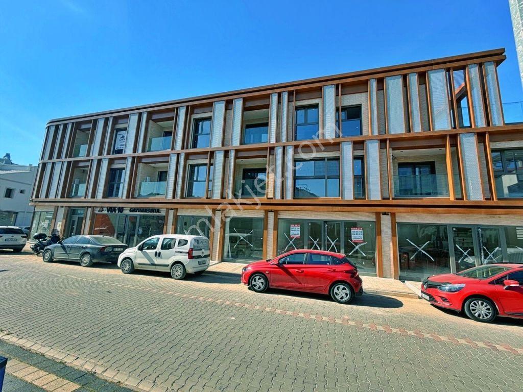 Uytundan Burhaniye İskele Kordonda Kiralık Lüks Dükkan - Görsel 35