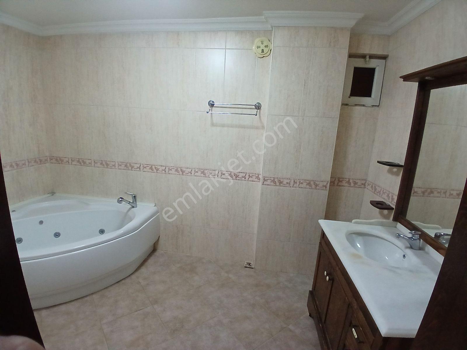 140m2 Çift Ailenin Yaşaya Bileceği 1alan - Görsel 21