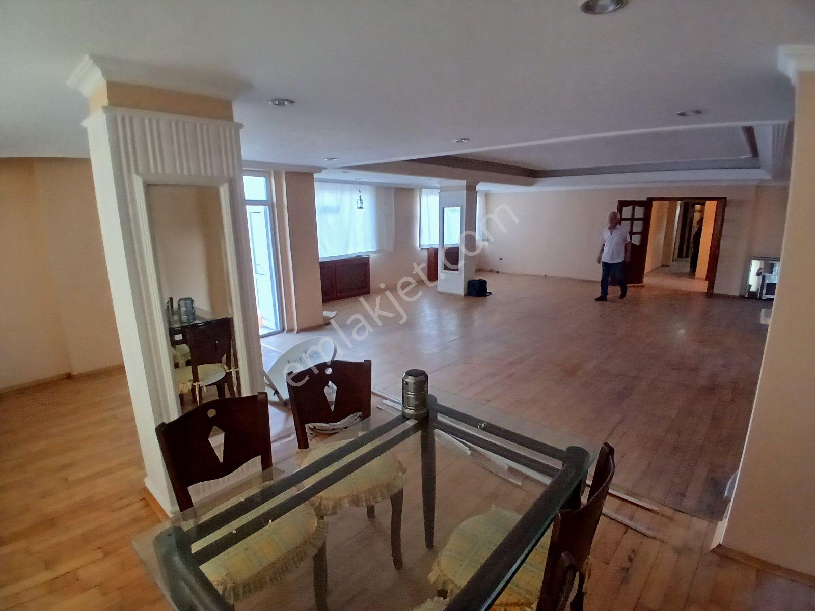 140m2 Çift Ailenin Yaşaya Bileceği 1alan - Görsel 31