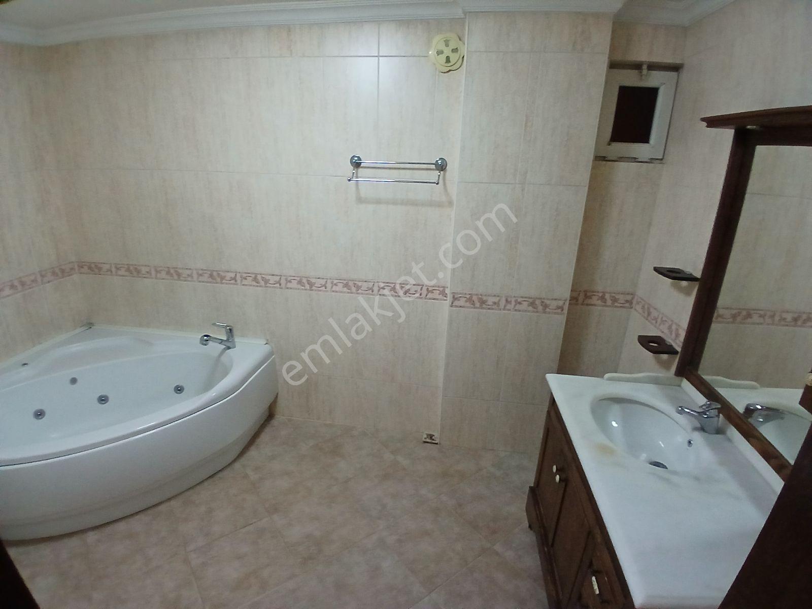 140m2 Çift Ailenin Yaşaya Bileceği 1alan - Görsel 5