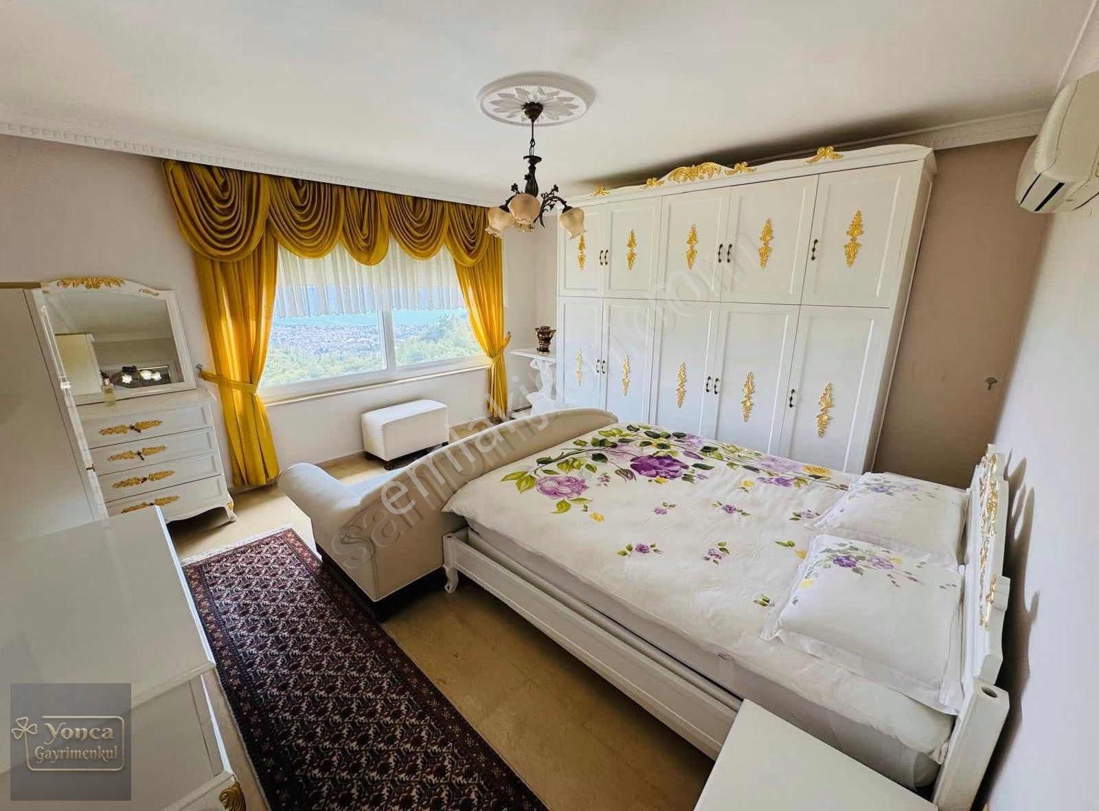 Alanya Müstakil Havzulu Müstakil Bahçeli Geniş Villa - Görsel 5