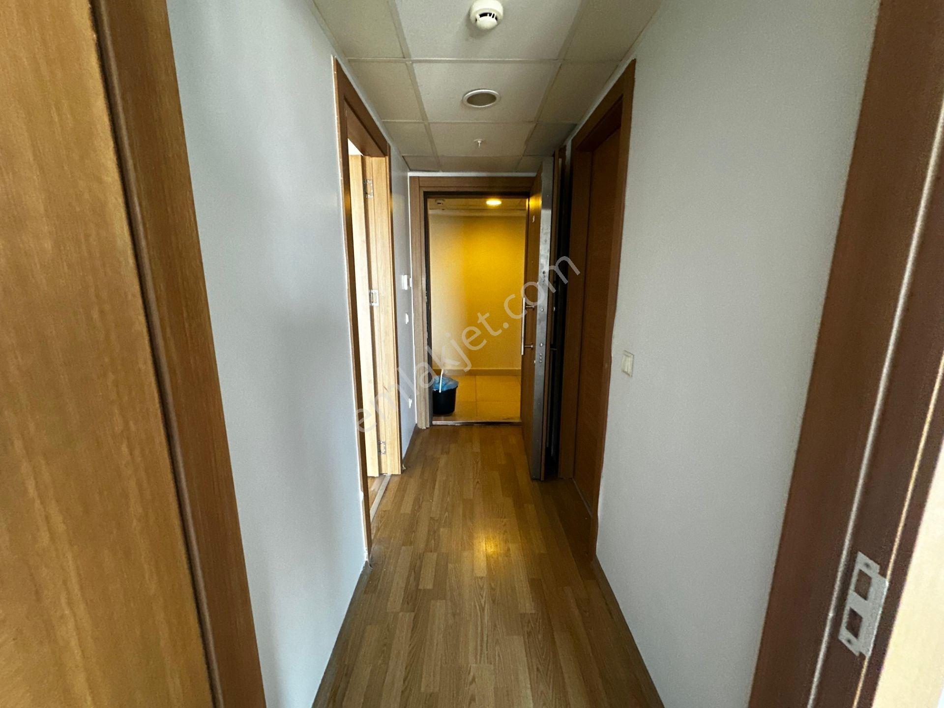 Kristalşehirde Metrobüse 5 Dakika Yürüme 1+1 75 M2 Kiralık Daire - Görsel 11