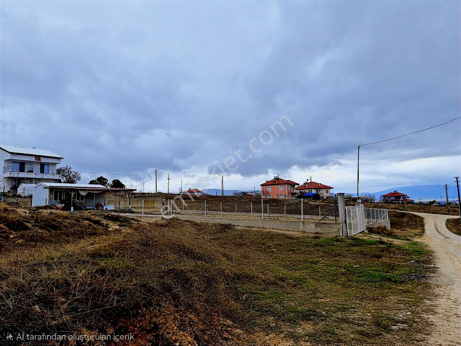 Bozovada 819 M² Villalık Arsa Elektrik Su Hazır - Görsel 3