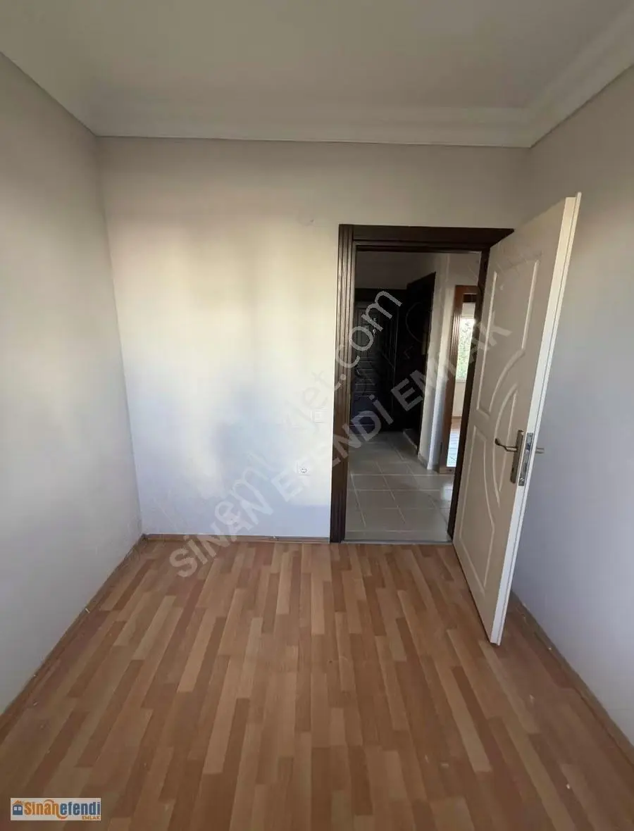 Ünsal'da Kiralık 2+1 Site İçi Daire: 80m², Yüksek Giriş - Görsel 5