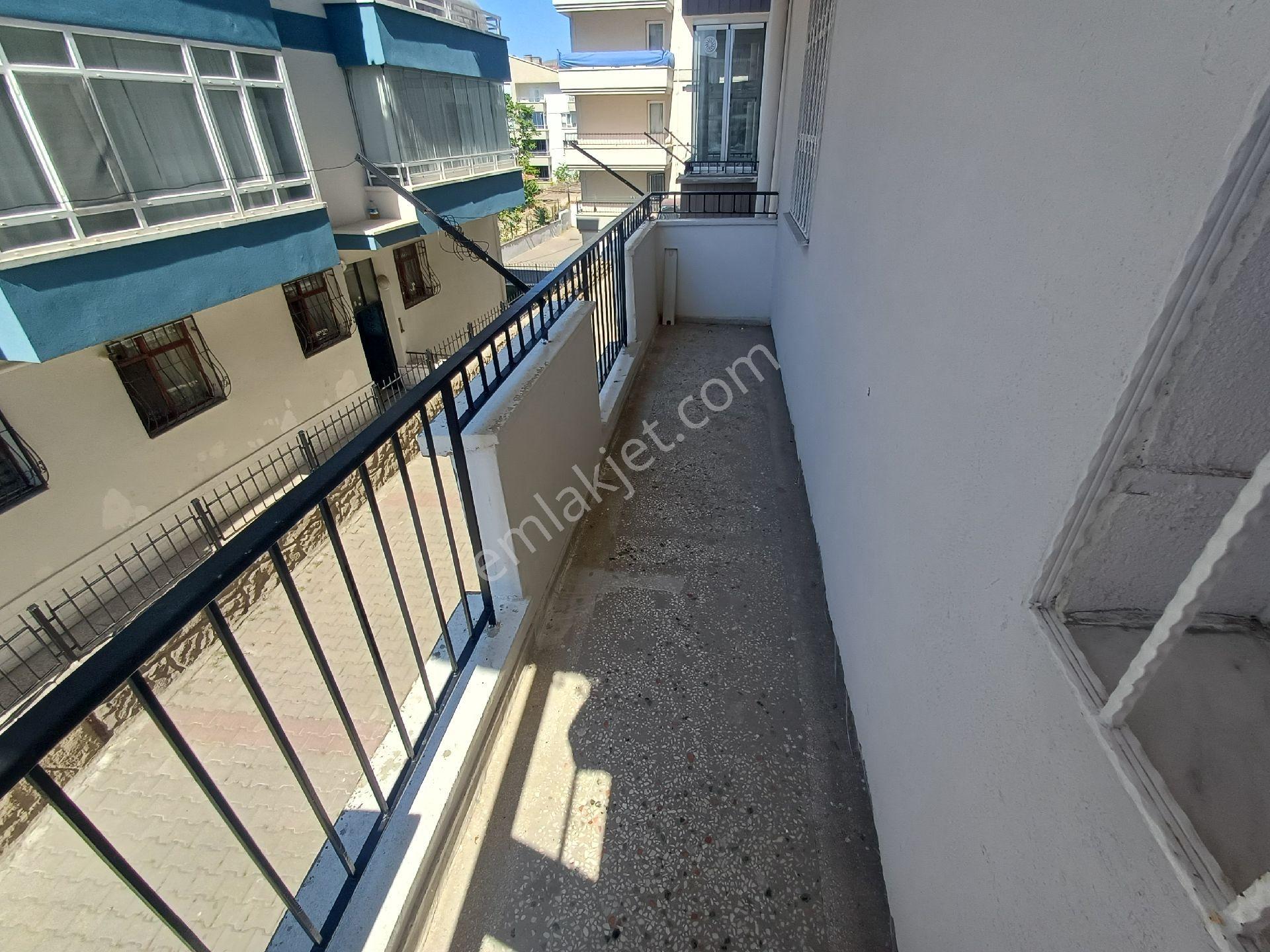 Kalekışladan Cadde Yakını Kiralık 3+1daire - Görsel 9