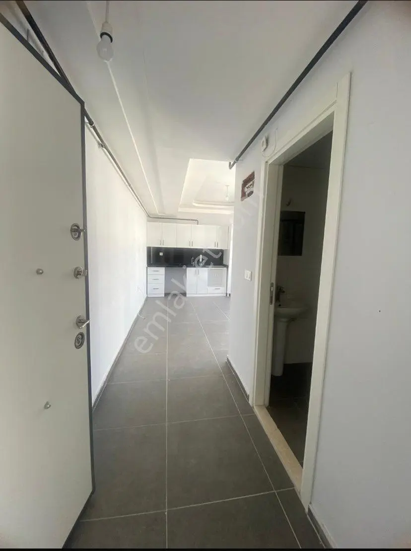 Barajyolu Cadde Üstü Lcw Yanı Boş Kiralık - Görsel 4