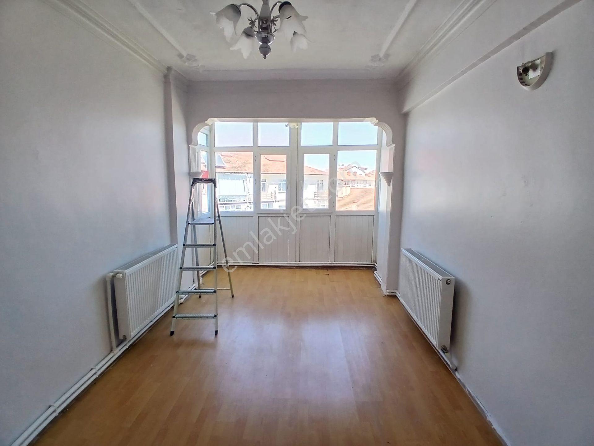 Akçay Emlak'tan Yarenler Mahallesinde Doğalgazlı Kiralık 2+1 Daire - Görsel 5