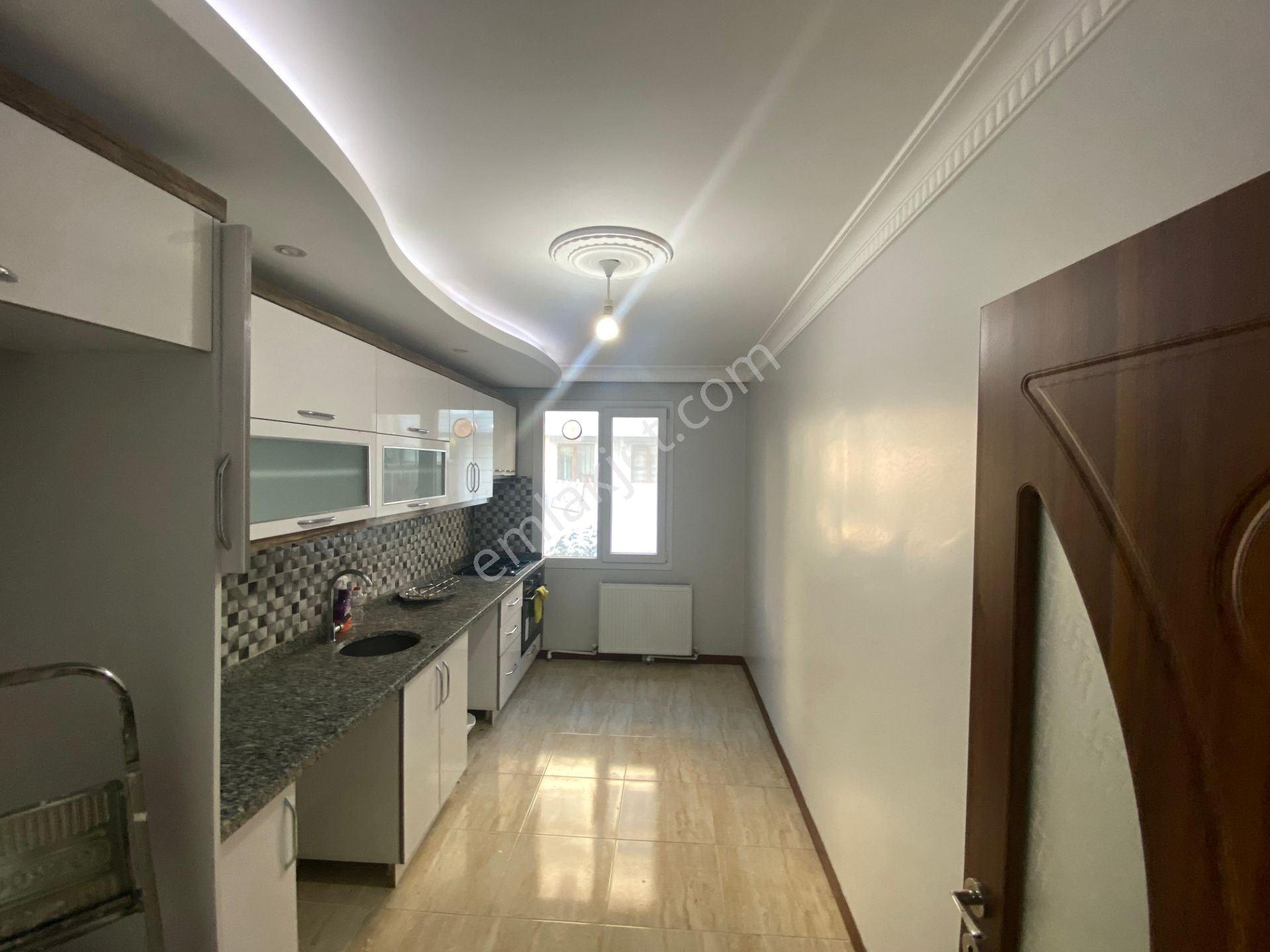 Beylikdüzü Kavaklıda 2+1 90 M2 Kiralık Daire İhlas 2.kısım Arkasında Yeni Binada - Görsel 22