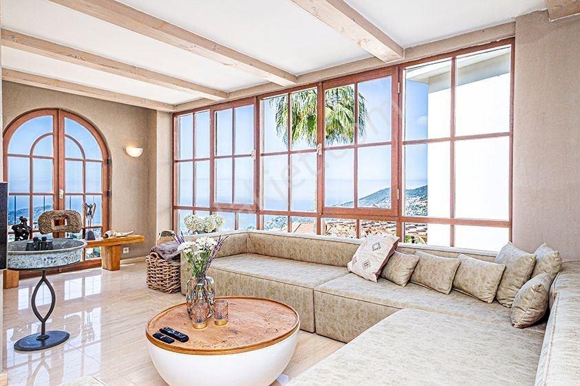Alanya Bektaş’ta Panoramik Deniz Manzaralı Müstakil Havuzlu Muhteşem 6+2 Villa - Görsel 8