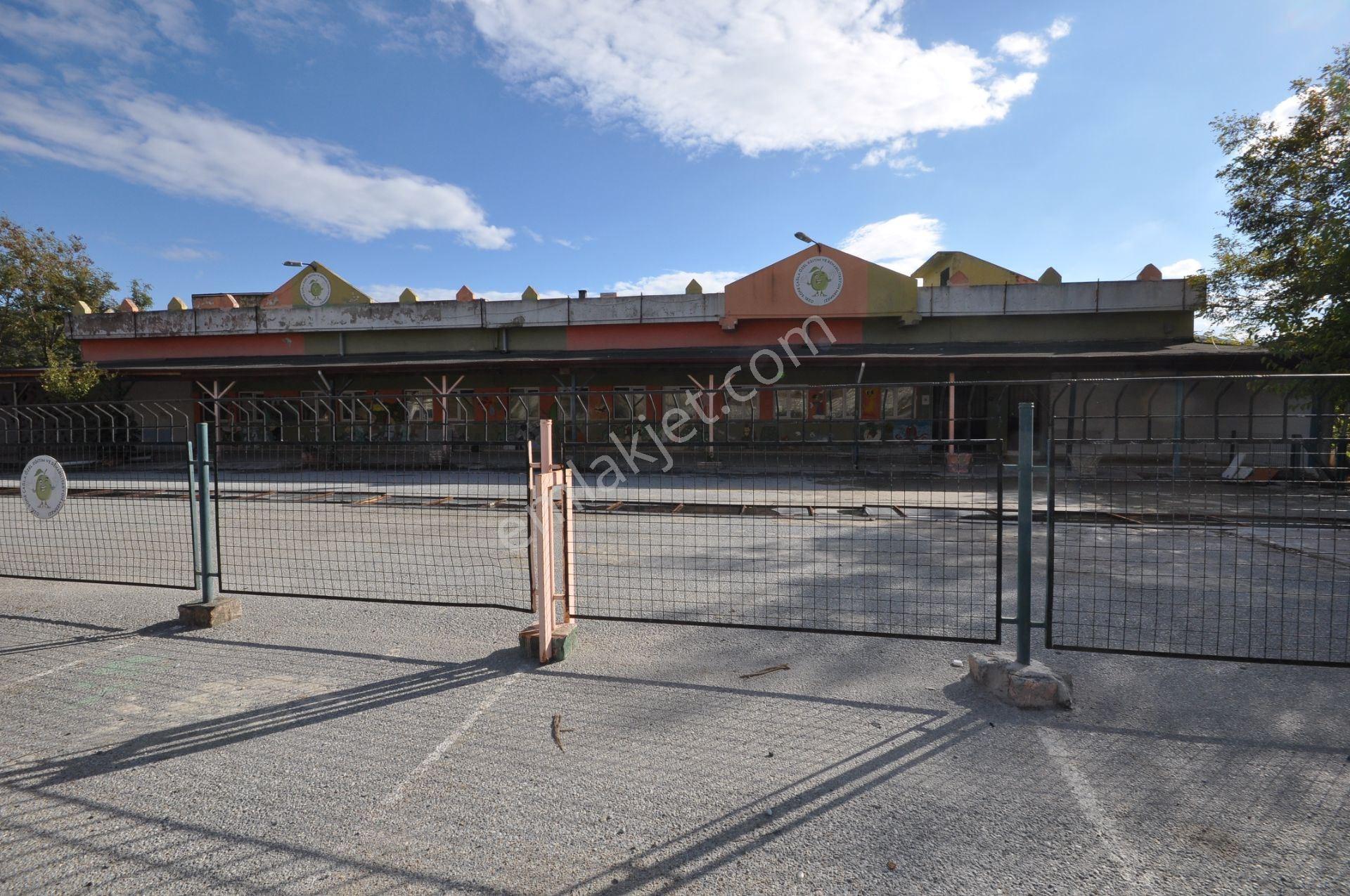 Söke'de Satılık 5600m2 Arsa İçinde Özel Okul - Görsel 9