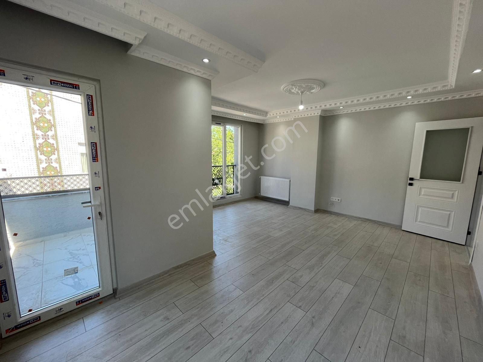 Sultanbeyli Ferah Caddesi'nde Geniş Ve Ferah 3+1 Kiralık Daire - Görsel 18