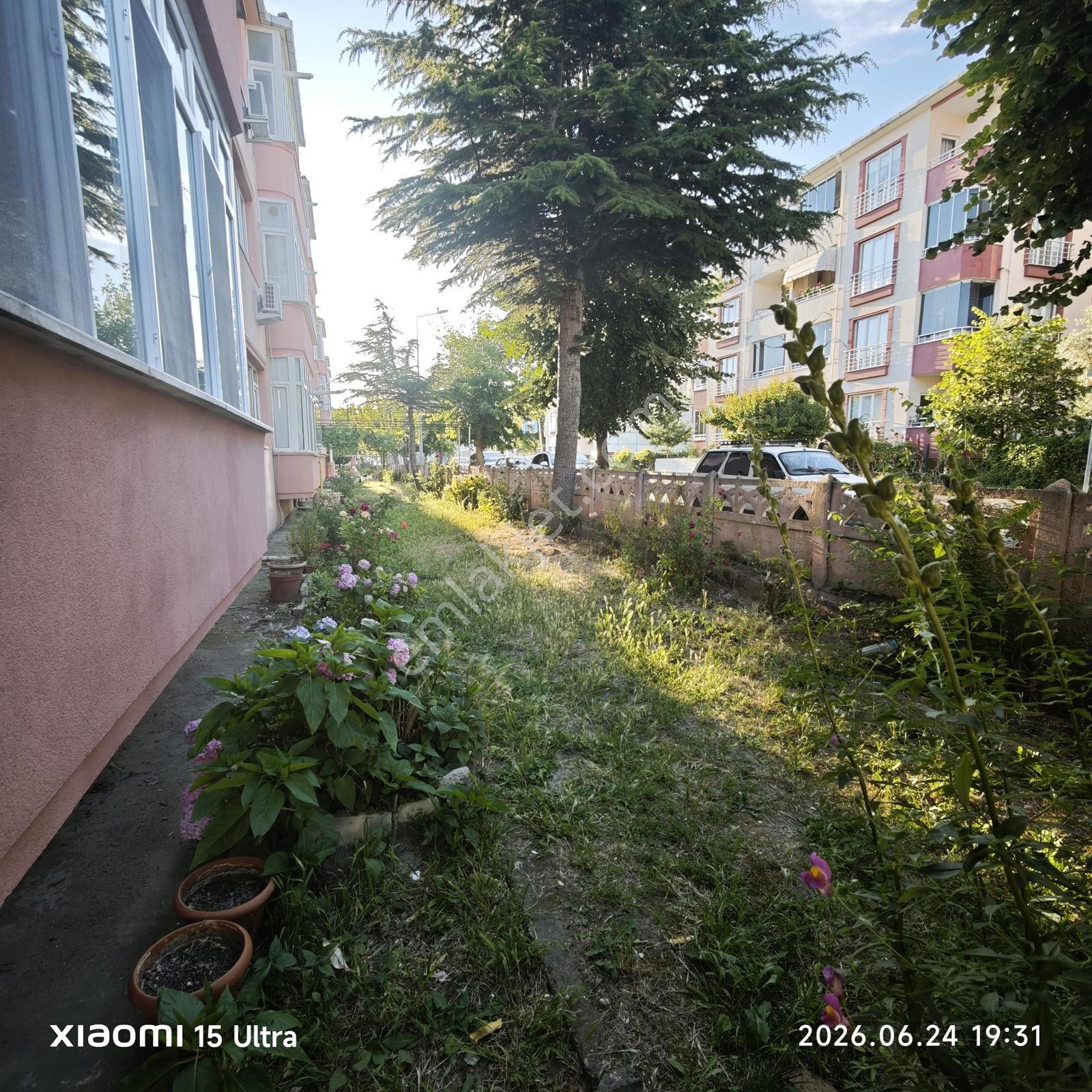 Karaca İbrahim Mahallesi Işıklar Sitesi 3+1 Daire - Görsel 2