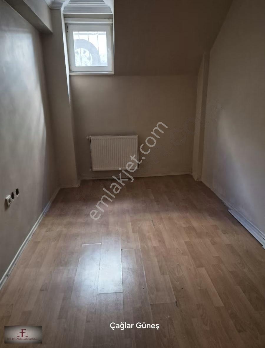 Bahçelievler Yenibosna Zafer Mah. Kiralık 2+1 Bahçe Katı Daire - Görsel 7