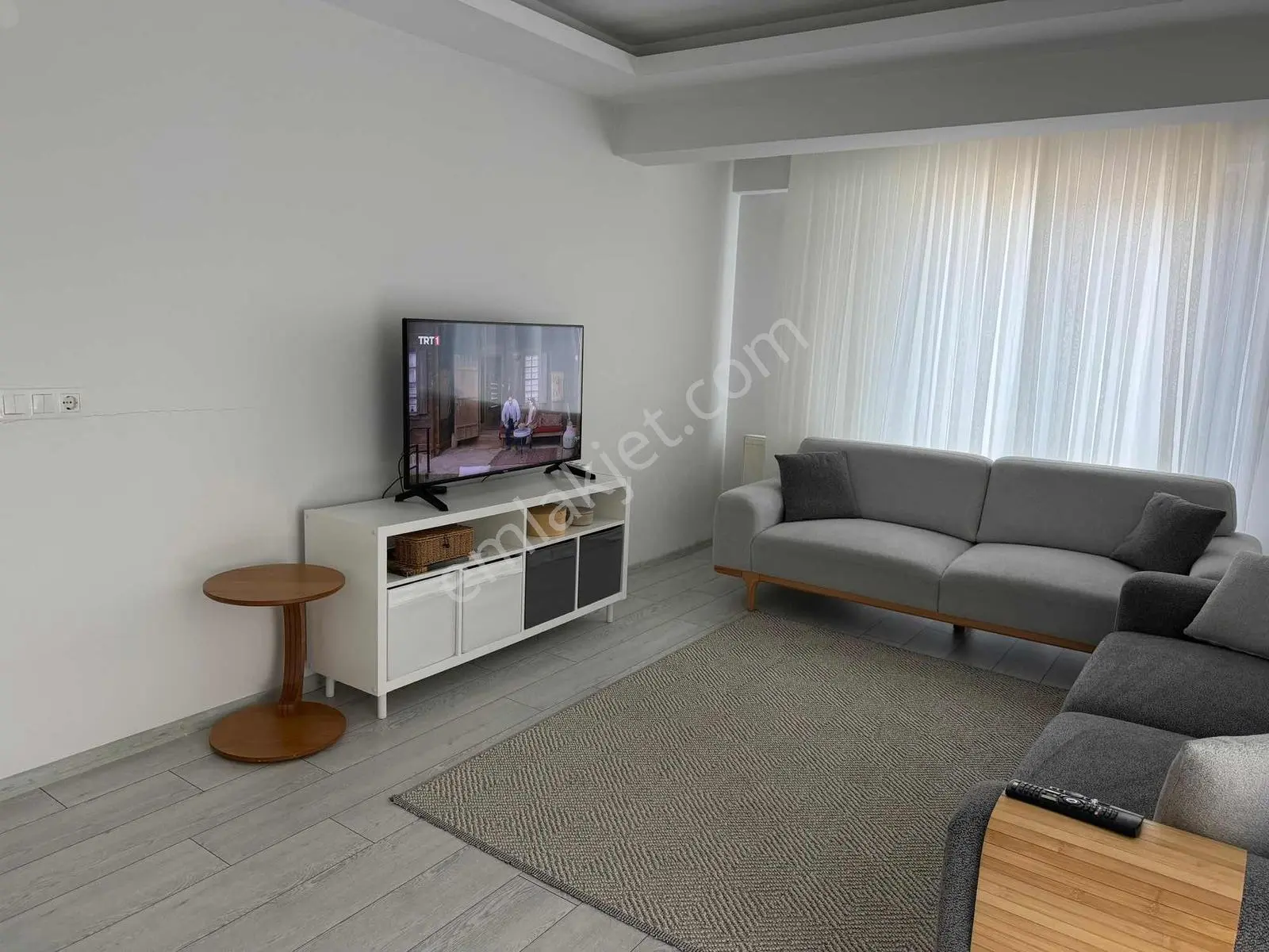 Deallifedan Fsmde Bahçeşehir Koleji Karşısı Arakat 2+1