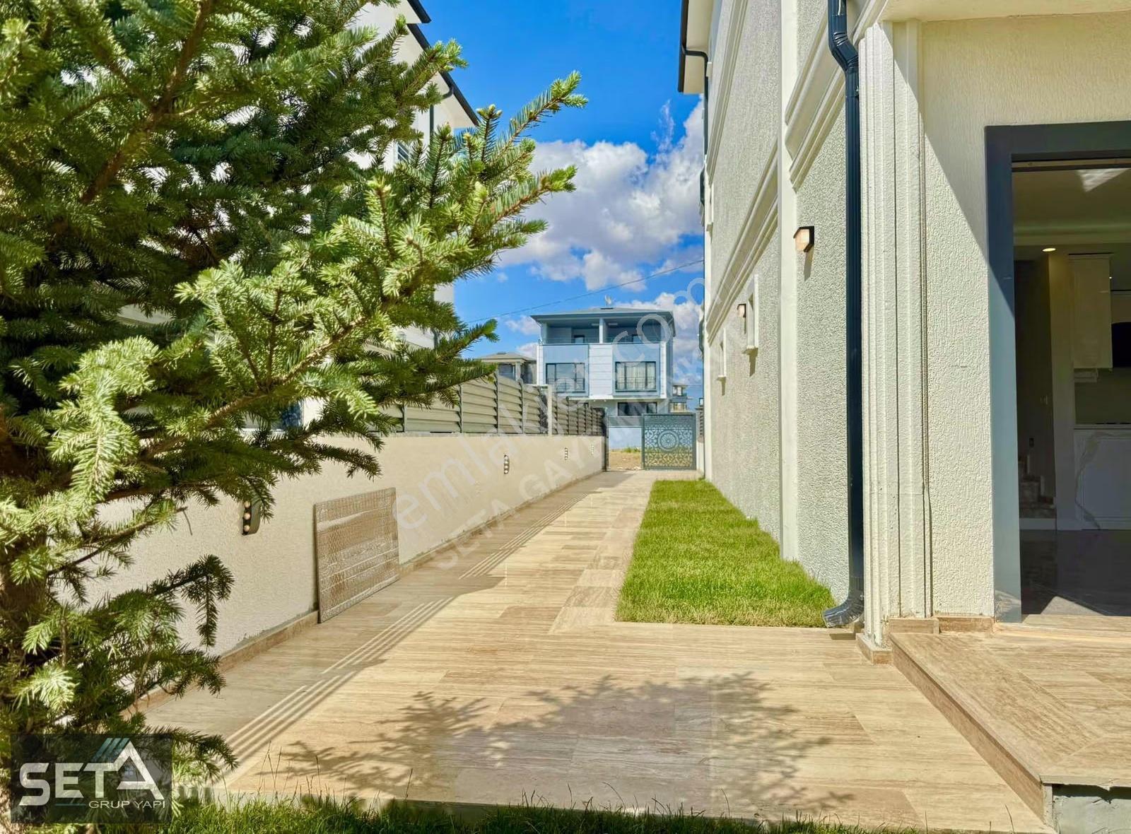 ▃▅▇seta Grup▇▅▃özenle Yapılmış Çiçek Gibi Villa Otoparklı 4+1 - Görsel 16