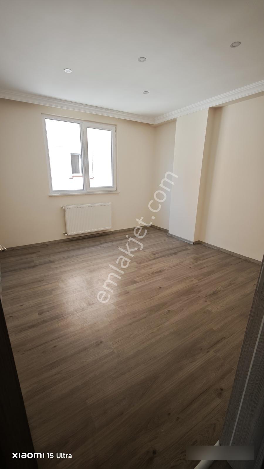 İstasyon Mahallesi 1111 Sokak Ata Apartmanı Ara Kat 2+1 Daire - Görsel 3