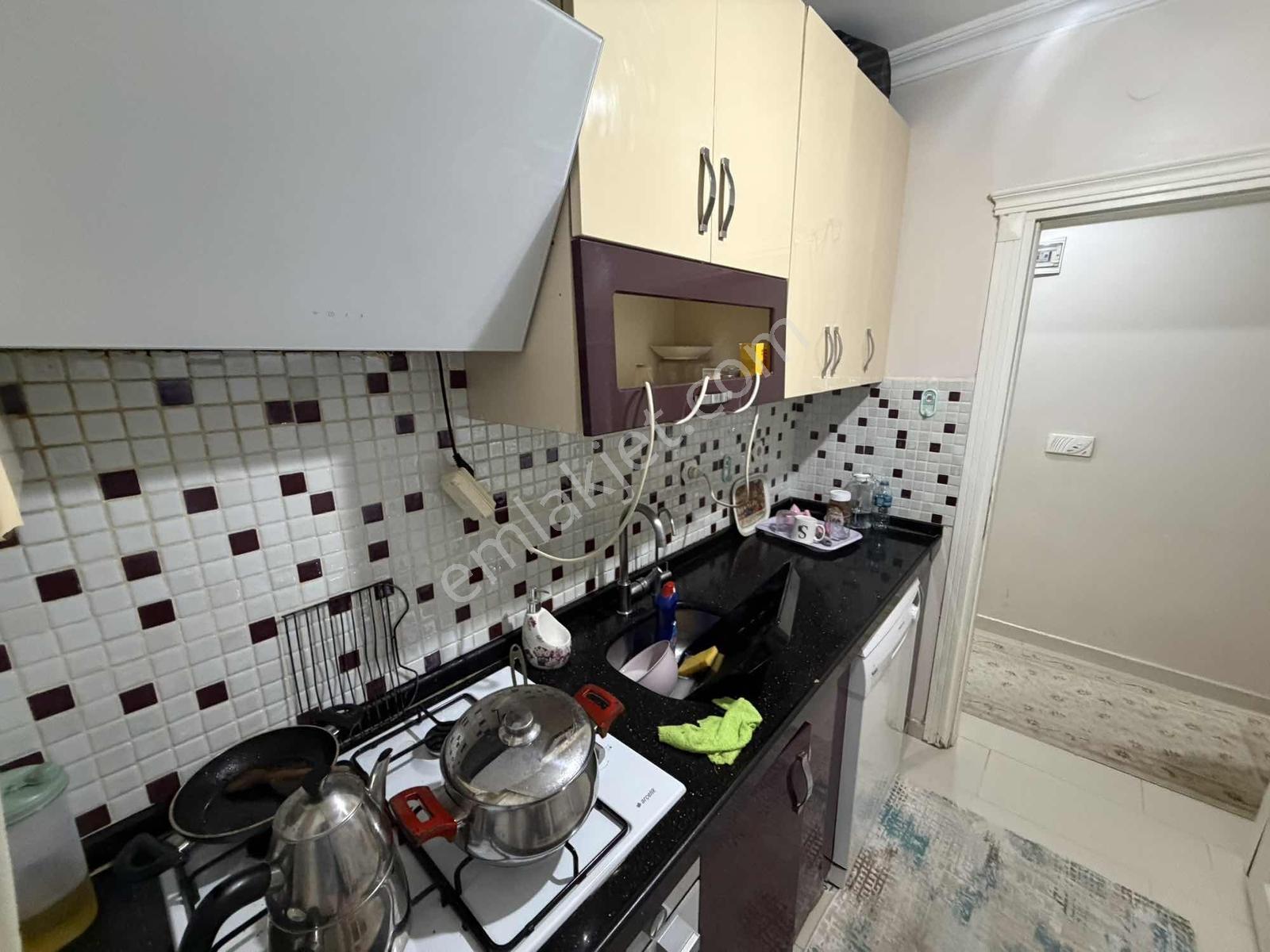 Güngören Merkez Mah 1+1 65m2 13 Yaş Krediye Uygun Satılık Daire - Görsel 8