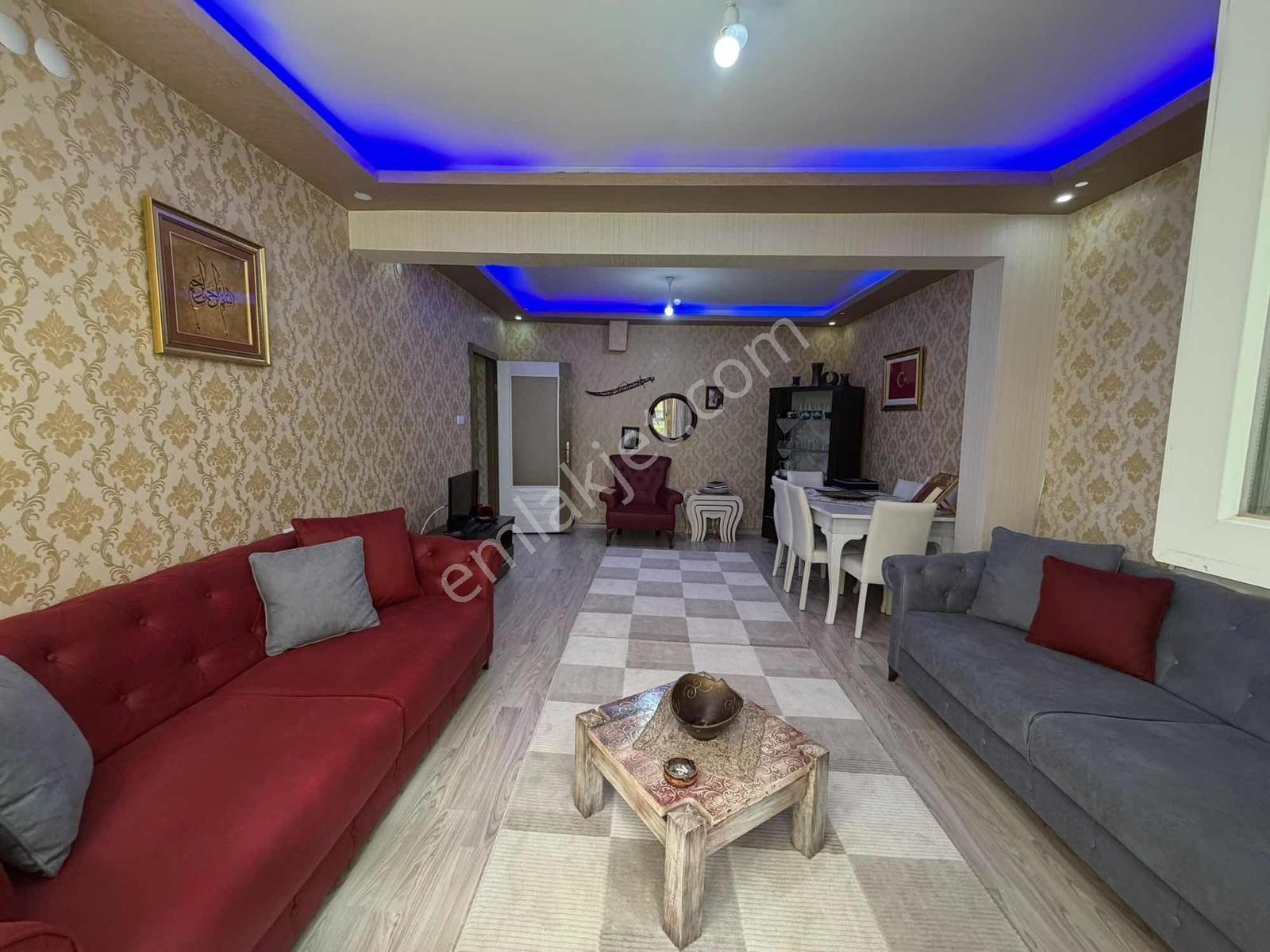 Yükseltepe'de Yeni Bina 3+1 Bahçeli Asansörlü K.garajlı - Görsel 9