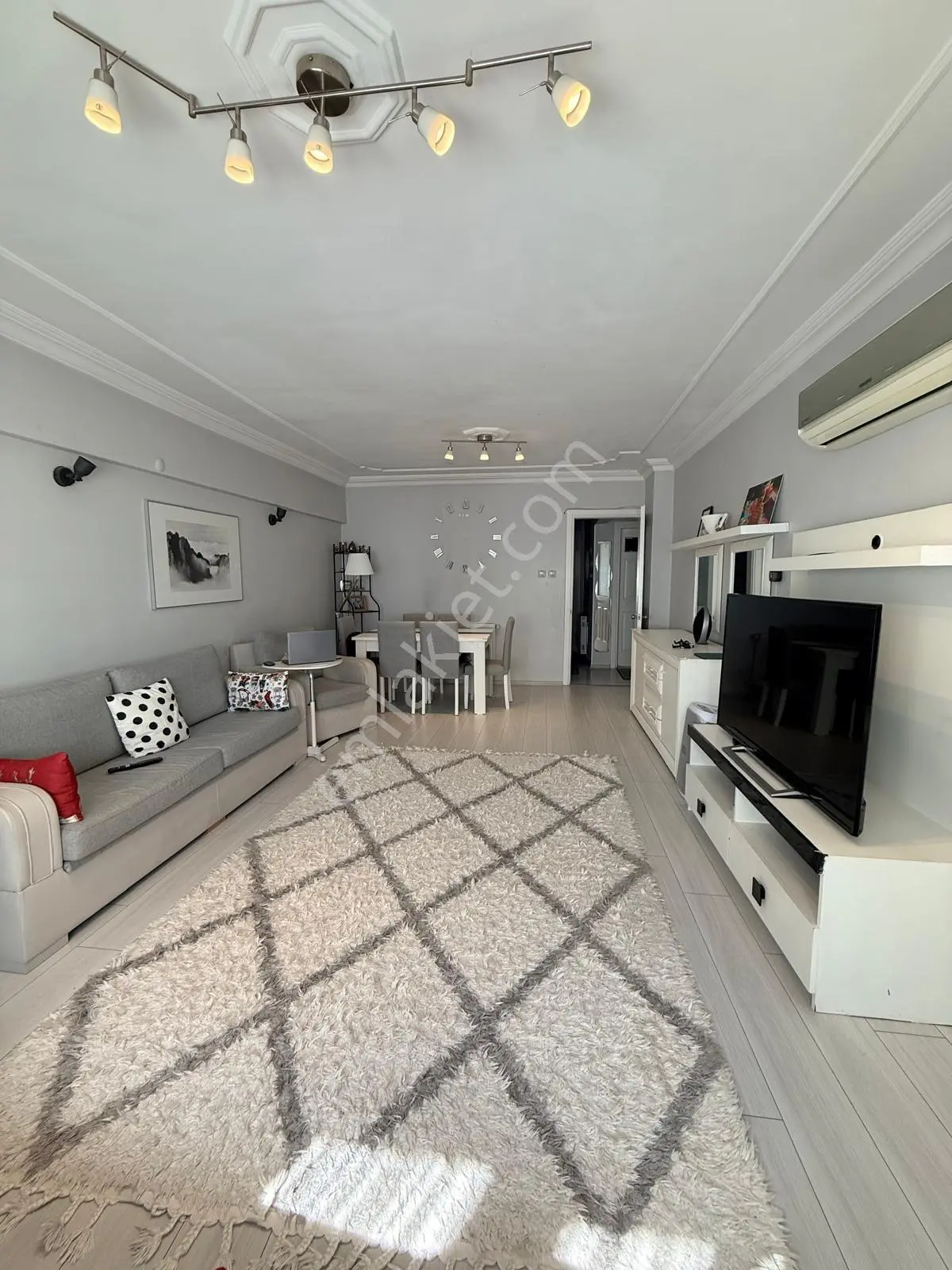Sahibinden 3+1 Seyfi Demirsoy Karşısı Site İçerisinde Bakımlı