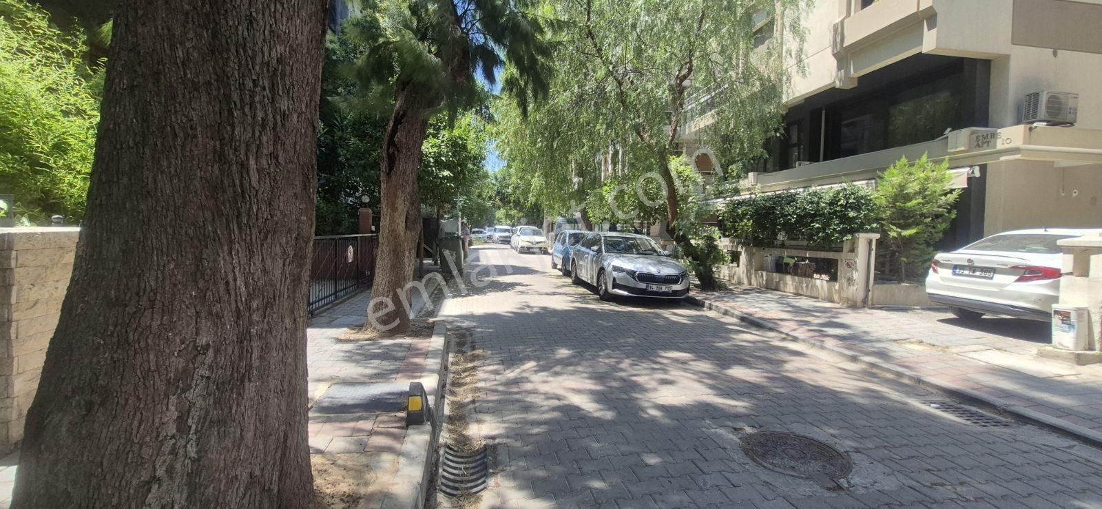Alsancak'ta Merkezi, Modern Eşyalı 3+1 Kiralık Daire - Görsel 20