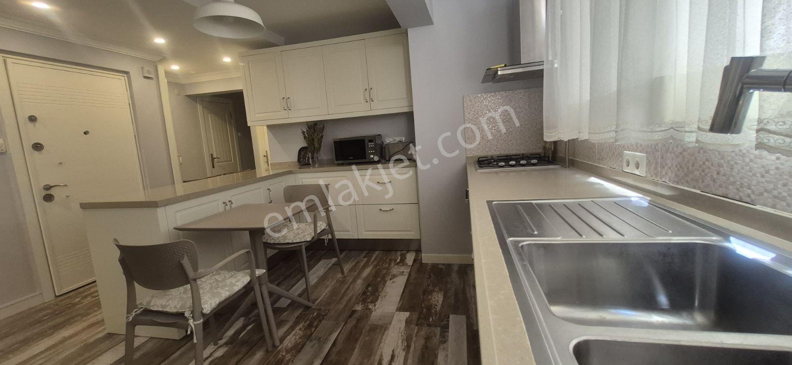 Alsancak'ta Merkezi, Modern Eşyalı 3+1 Kiralık Daire - Görsel 10