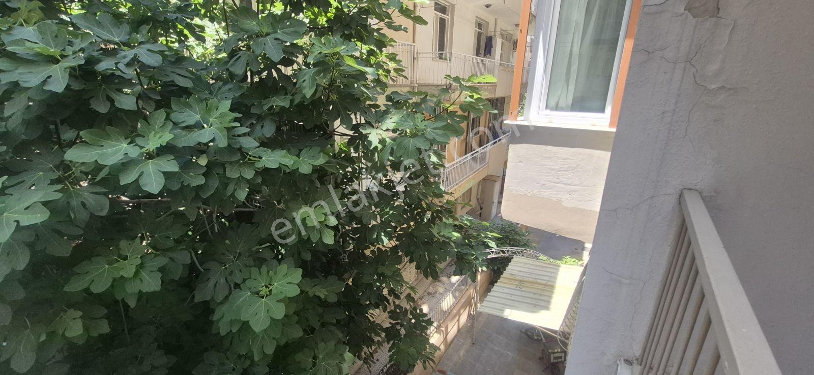 Alsancak'ta Merkezi, Modern Eşyalı 3+1 Kiralık Daire - Görsel 17