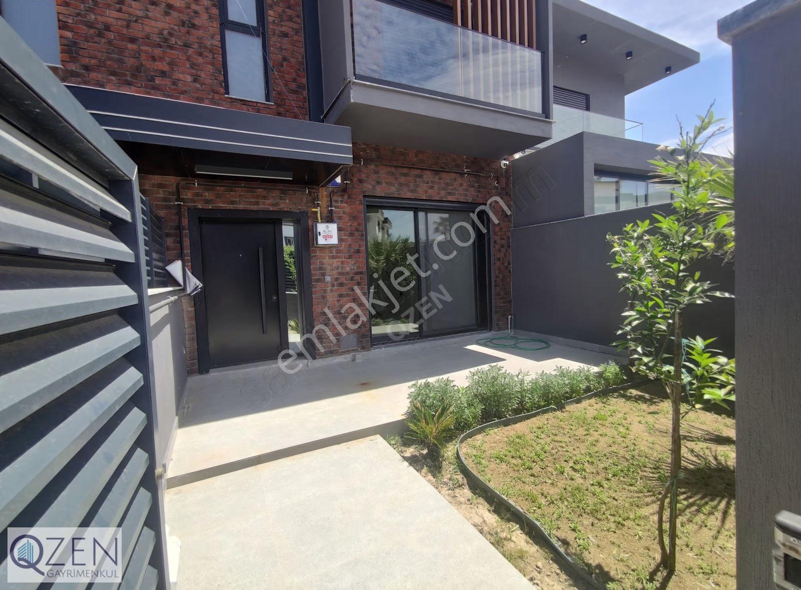 Q'zen Den Park Cepheli Müstakl Giriş Ve Havuzlu 170 M2 3+1 Villa