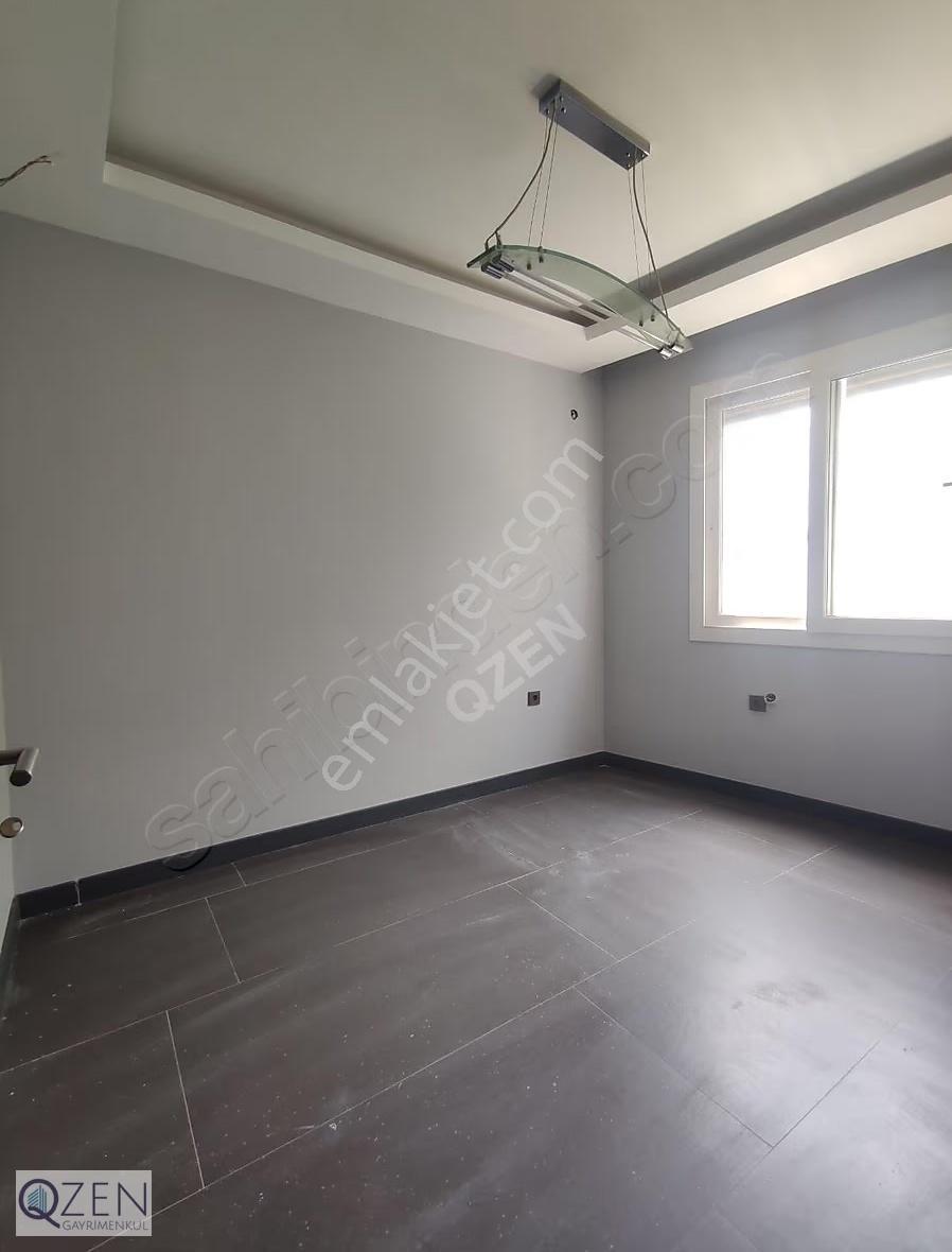 Q'zen Den Ana Cadde Üzerinde Arakat 65 M2 2+1 Ev Veya Ofis - Görsel 2