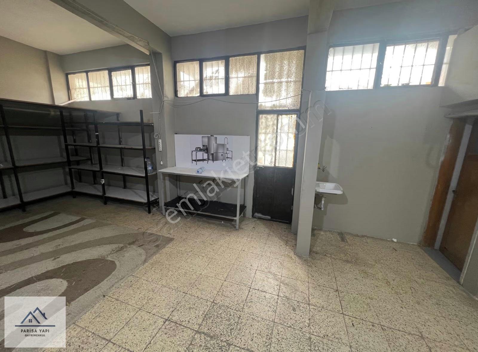 Bucaparisa'dan Çiftçi Petrol Yanı 100m2 Kepenkli Bölmeli Dükkan - Görsel 13