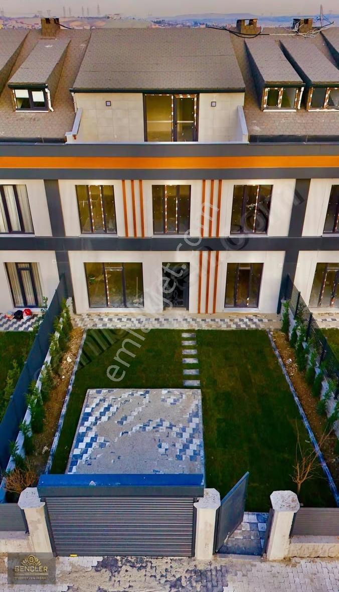 Arnavutköy Kiralık 6+2 Villa 260m2 Kapalı 130m2 Açık Alan - Görsel 31