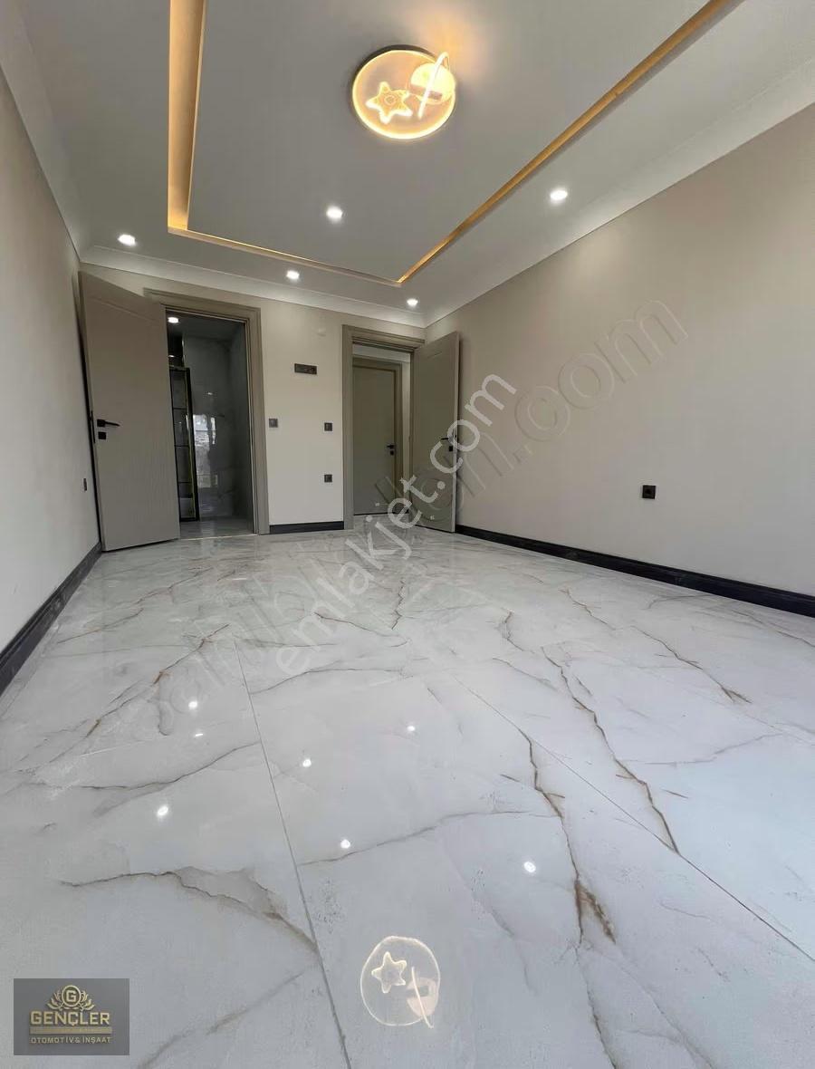 Arnavutköy Kiralık 6+2 Villa 260m2 Kapalı 130m2 Açık Alan - Görsel 18