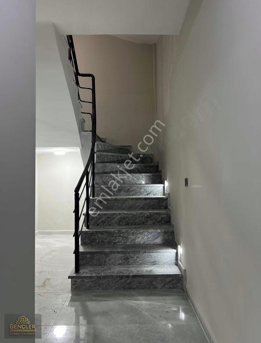 Arnavutköy Kiralık 6+2 Villa 260m2 Kapalı 130m2 Açık Alan - Görsel 10
