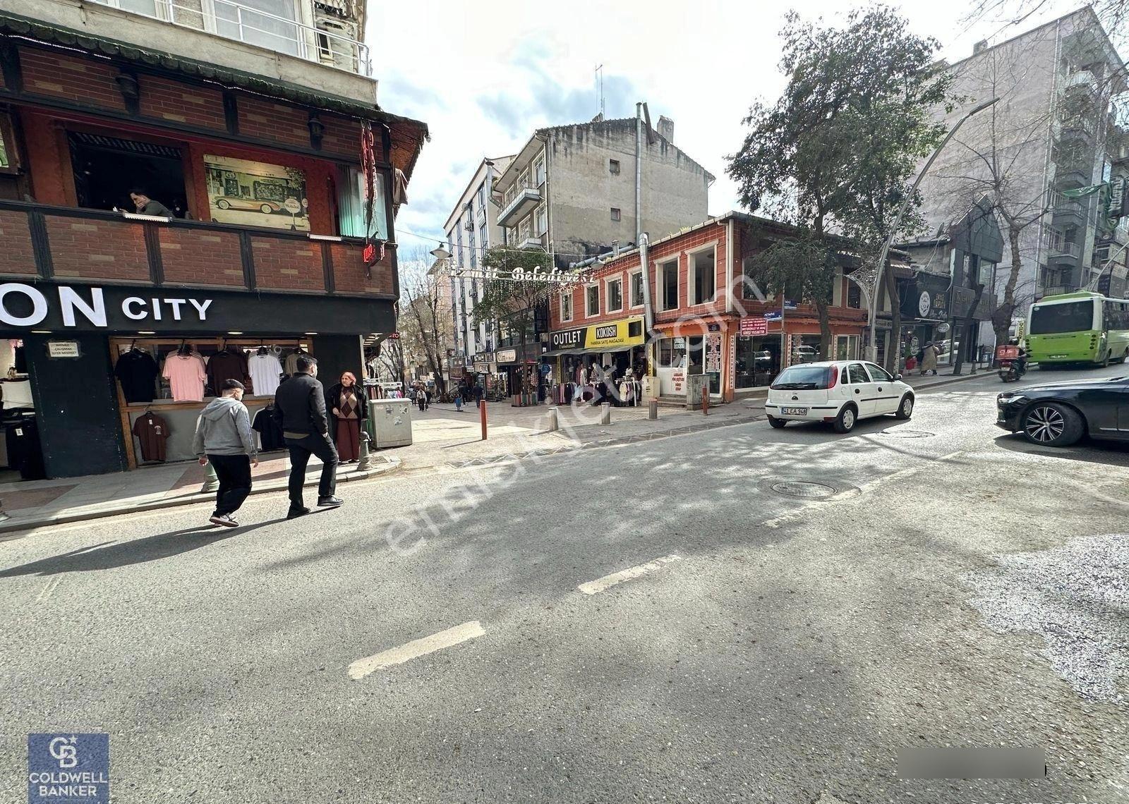 Cb Akademi İzmit Çarşı Oğuz İş Merkezin'nde Satılık Dükkan - Görsel 8