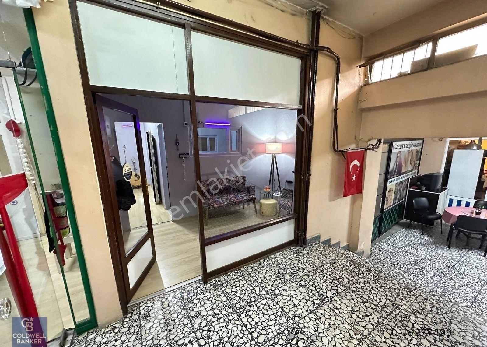 Cb Akademi İzmit Çarşı Oğuz İş Merkezin'nde Satılık Dükkan - Görsel 4