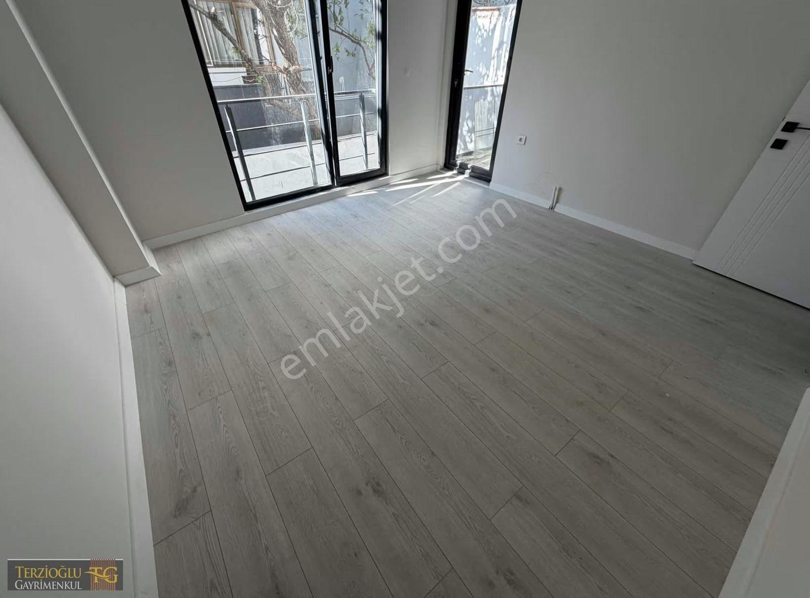 Terzioğlu'ndan Yeni Mahalle Karşısı Denize 300 Metre 2+1 Daire - Görsel 11